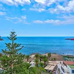 Frontline Ocean View Cristianos * לוס כריסטיאנוס