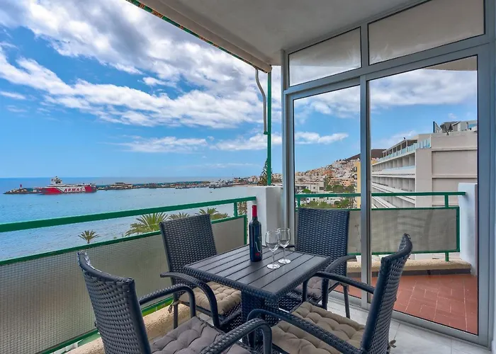 Frontline Ocean View Cristianos * لوس كريستيانوس